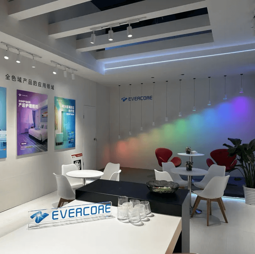 Carrying the first RGBCW-COB "Explosive Field" Light Asia Exhibition, Zhonghao Optoelectro Evercore·GILE | The color of the civic color will not end