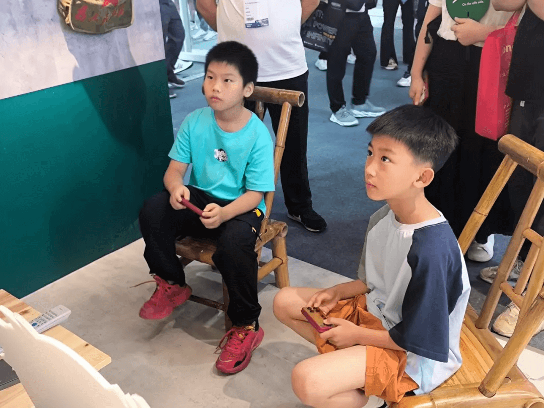 Carrying the first RGBCW-COB "Explosive Field" Light Asia Exhibition, Zhonghao Optoelectro Evercore·GILE | The color of the civic color will not end