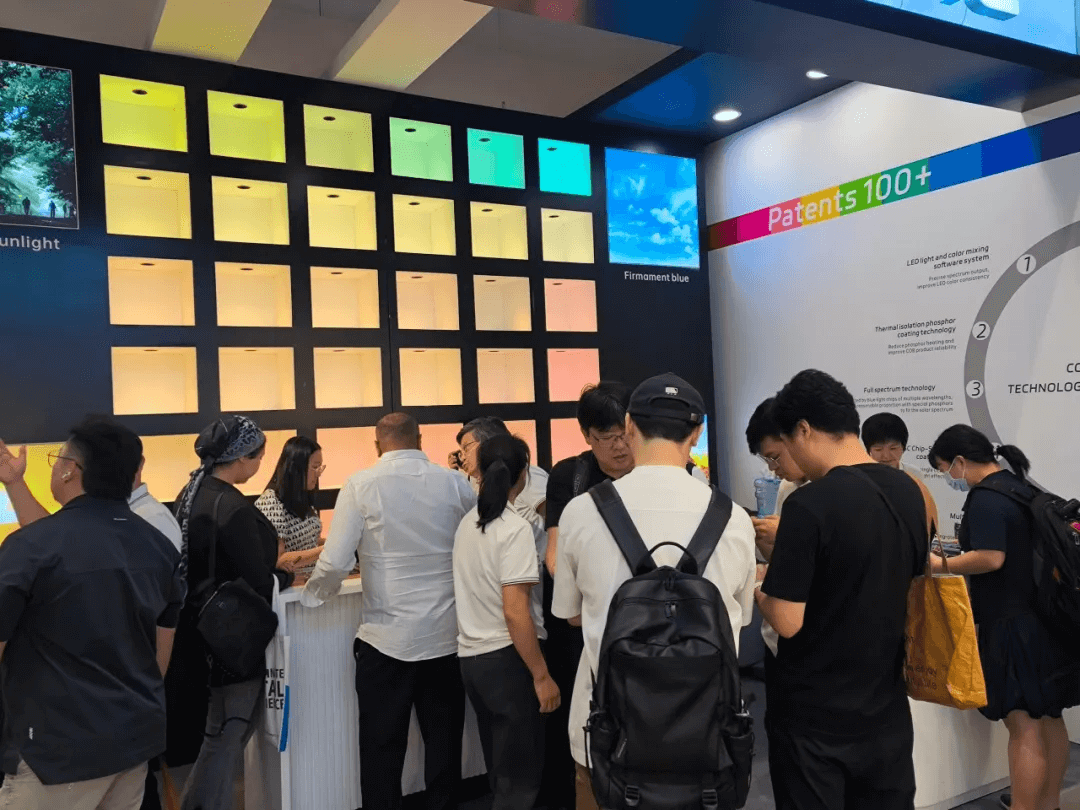 Gathering in HongKong International Lighting Fair (Autumn Edition) look back