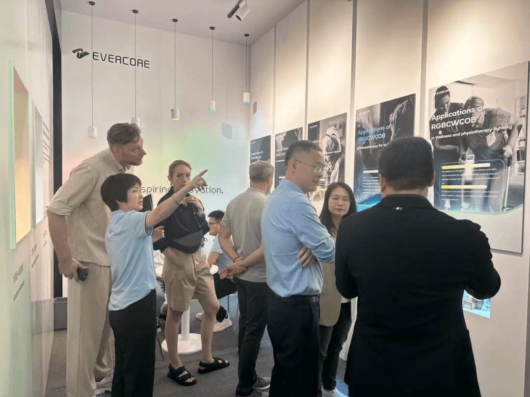 Gathering in HongKong International Lighting Fair (Autumn Edition) look back