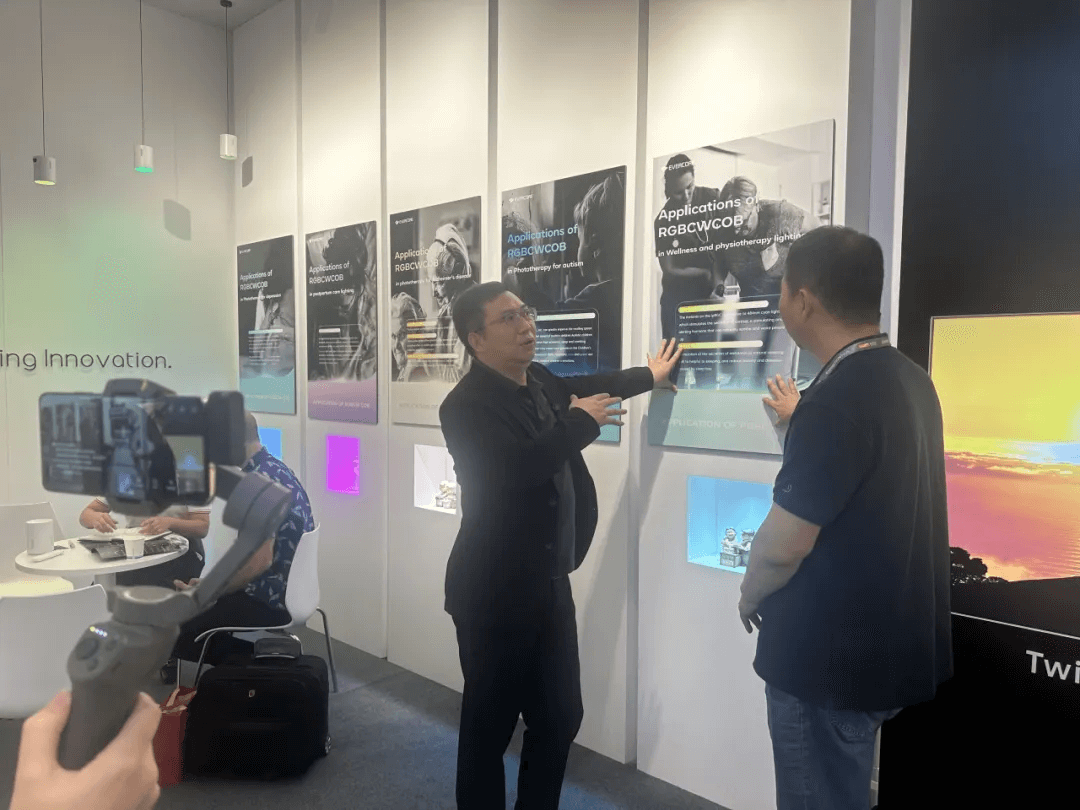 Gathering in HongKong International Lighting Fair (Autumn Edition) look back