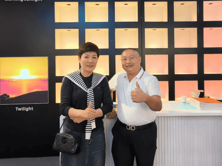 Gathering in HongKong International Lighting Fair (Autumn Edition) look back
