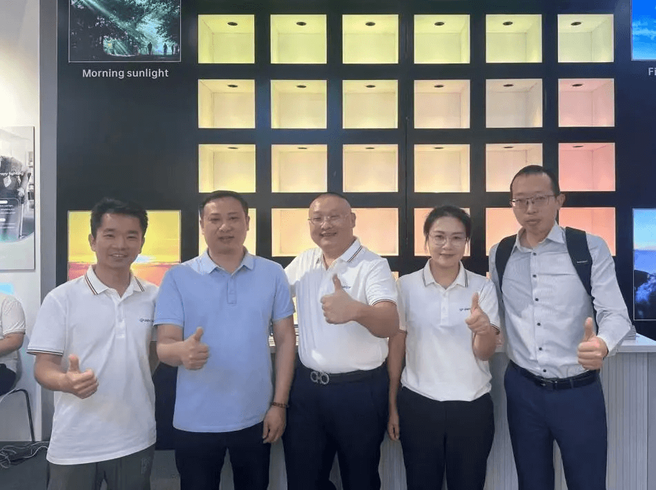 Gathering in HongKong International Lighting Fair (Autumn Edition) look back